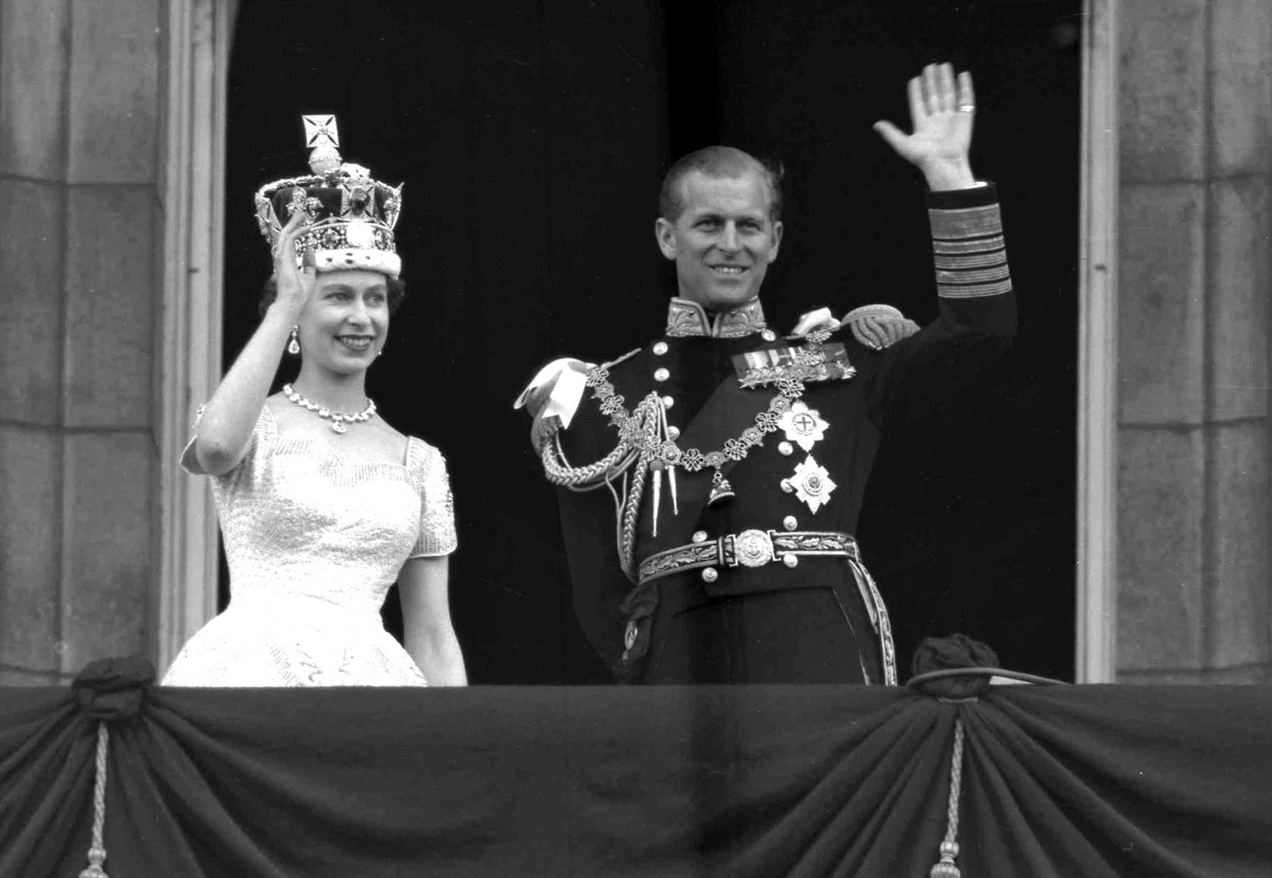 Hochzeiten & Krönungen.
