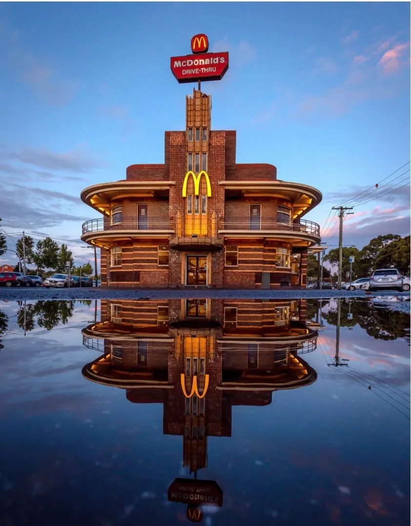Dünyanın dört bir yanındaki McDonald'slar 2