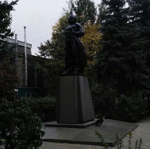 Ukrainische Geschichte: Entkommunisierungsedition