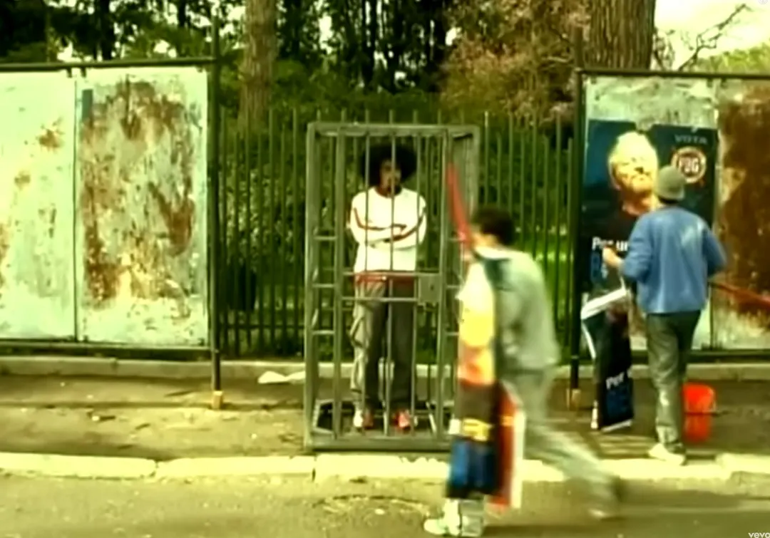 Caparezza music video (Part 2)