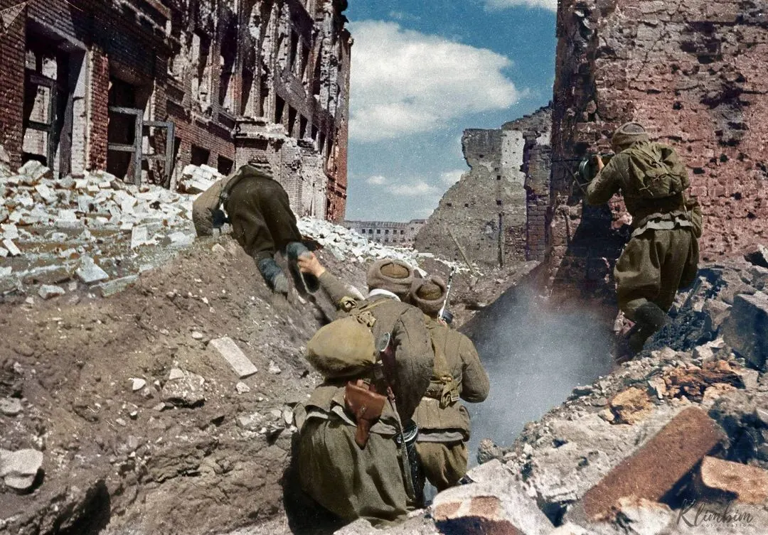 WWII Pictures (Hard)