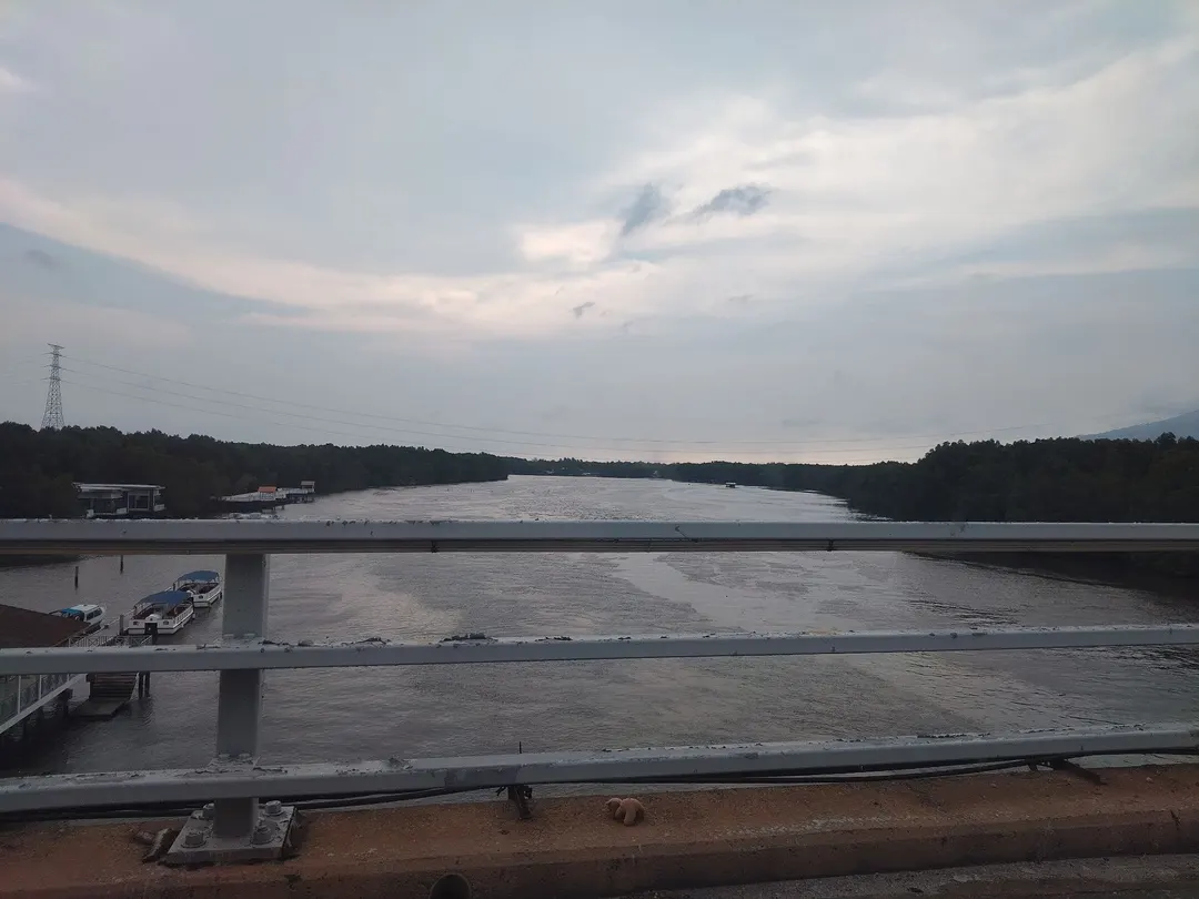 旅行（マレーシアのみ）